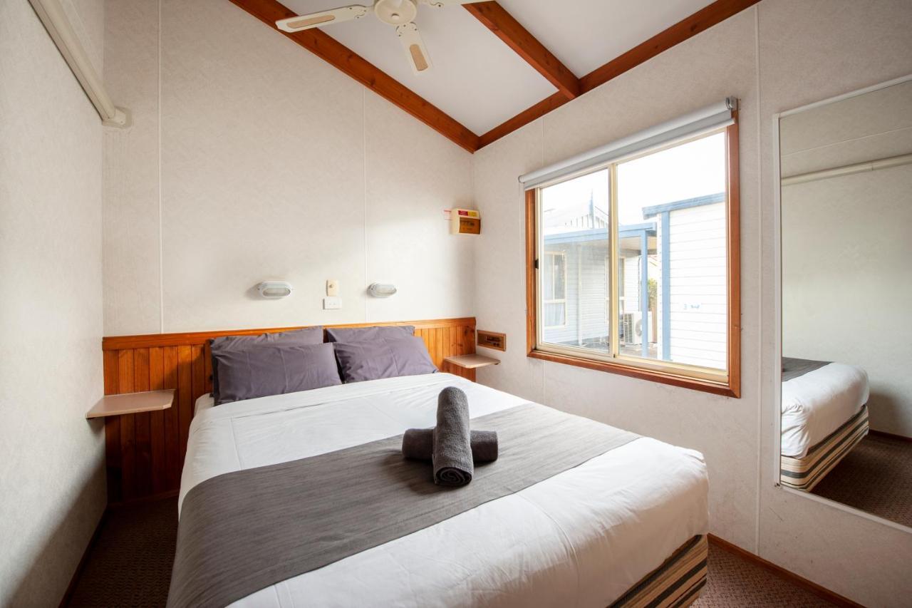 Wallaroo Beachfront Tourist Park ภายนอก รูปภาพ